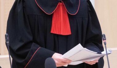 Były prezes NIK z zarzutami. Marian B. miał podżegać do ujawnienia tajemnicy skarbowej