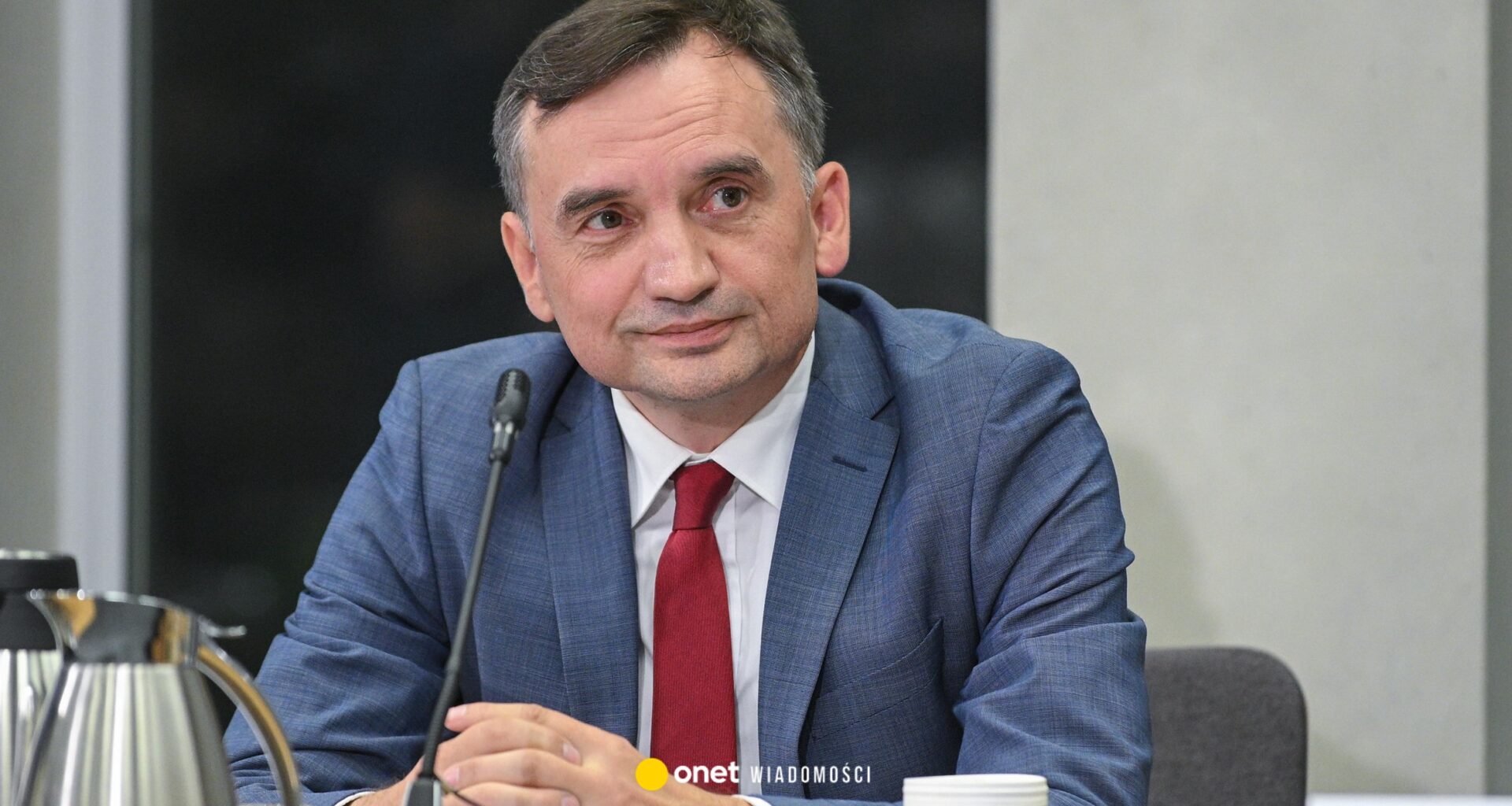 Polacy podzieleni w sprawie aresztowania Zbigniewa Ziobry. Nowy sondaż