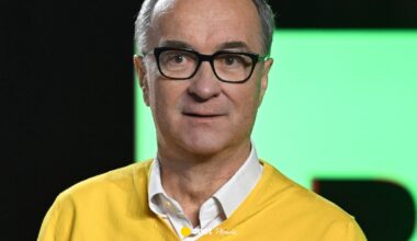 Swetry Włodzimierza Czarzastego. Uczynił z nich swój znak rozpoznawczy