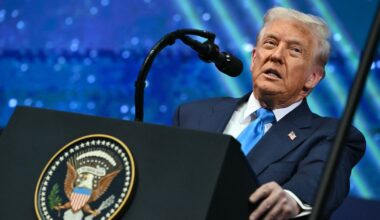 Donald Trump uderza w politycznego rywala. "Każdy Żyd, który na niego głosuje, jest głupi"