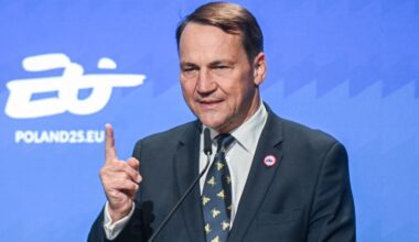 Szybka ścieżka Ukrainy do Unii. Sikorski: Będzie członkiem na początku następnej dekady