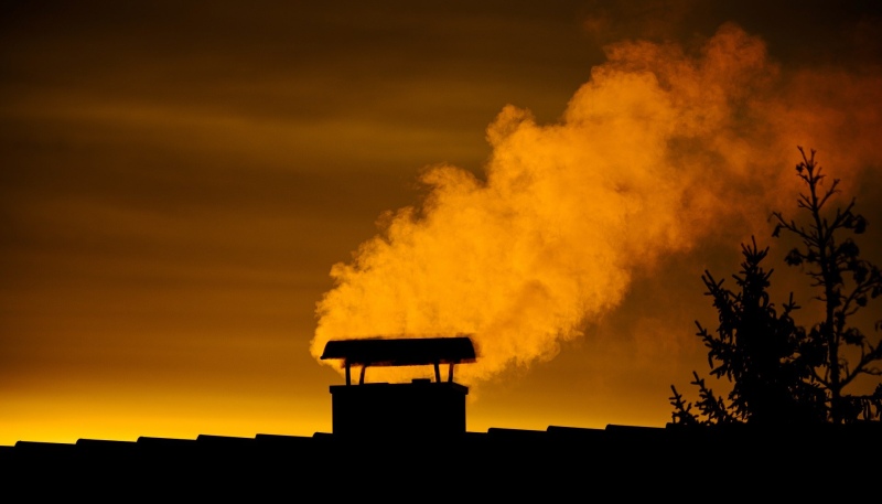 Fiasko "Czystego Powietrza" po zmianach. "Liczba wniosków zmalała 5-krotnie"
