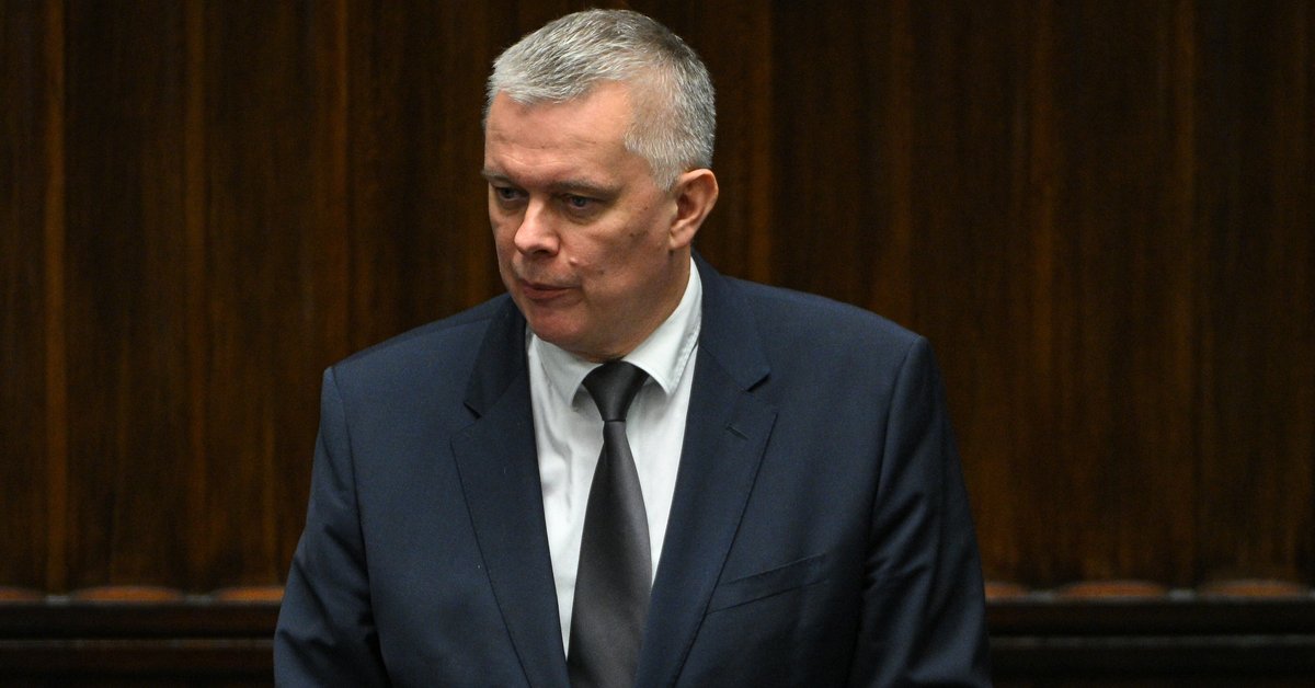 Projekt likwidacji CBA trafił do Sejmu. Minister grzmi na temat nadużyć