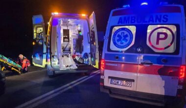 Tragedia na przejściu dla pieszych w Strzegomiu. Nie żyją dwie kobiety - Onet