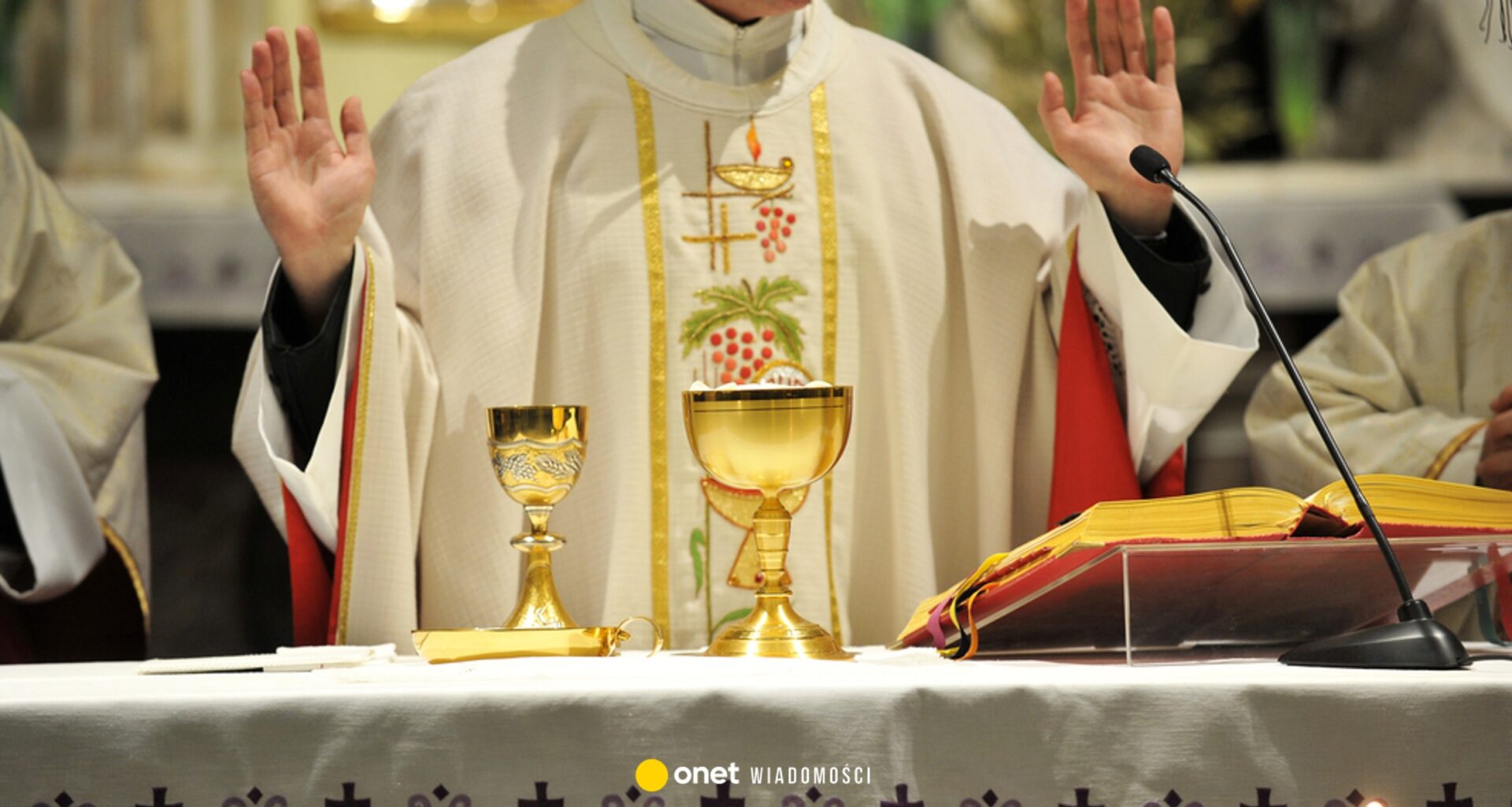 W Toruniu ksiądz nagle przerwał mszę. Zwrócił uwagę na jednego z wiernych