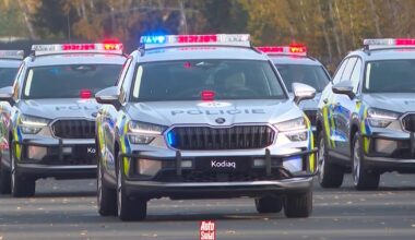 Nowe policyjne Skody Kodiaq w Czechach. Wyglądają jak bazowe modele, a mają 265 KM