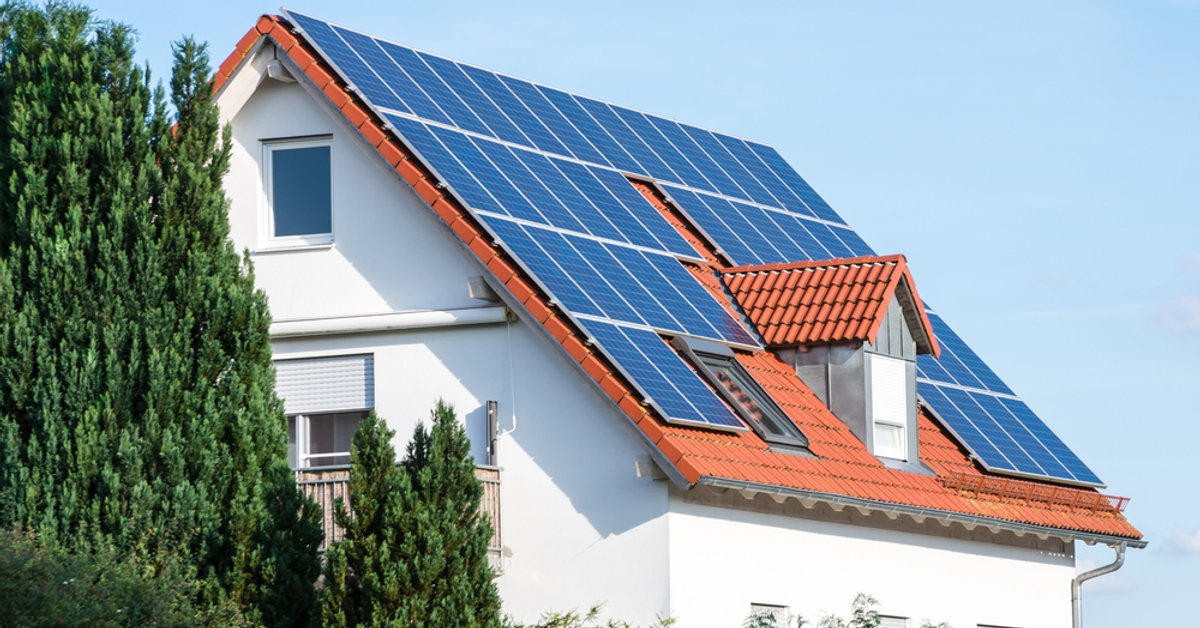 Oszuści znaleźli nową metodę. Podszywają się pod kontrolerów paneli fotowoltaicznych