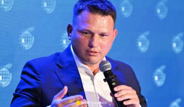 "To jest kłamstwo". Sławomir Mentzen reaguje na słowa Moniki Olejnik