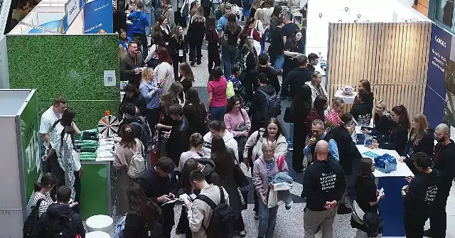 Resort pracy planuje uregulować przepisy ws. staży, w tym w zakresie wynagradzania stażystów, fot. ilustracyjne G. Gałasiński/Polska Press