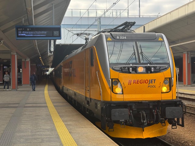 Nowy poranny pociąg odjedzie ze stacji Kraków Główny o 5:14 i bez zatrzymania dotrze do Warszawy (Warszawa Gdańska) o 7:59.