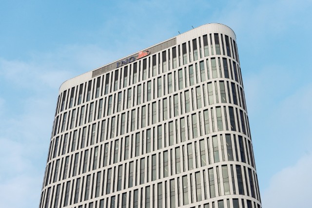 ING podpisał przedwstępną umowę nabycia 55% udziałów w Goldman Sachs TFI za 396 mln zł.