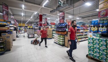 „Pracujemy ponad siły”. Branża handlowa może stanąć – strajk grozi całej Polsce