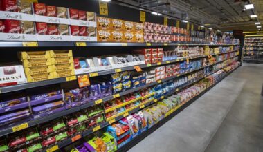 Święta dopiero przed nami, a sklepy już liczą gigantyczne straty. Powód zaskakuje