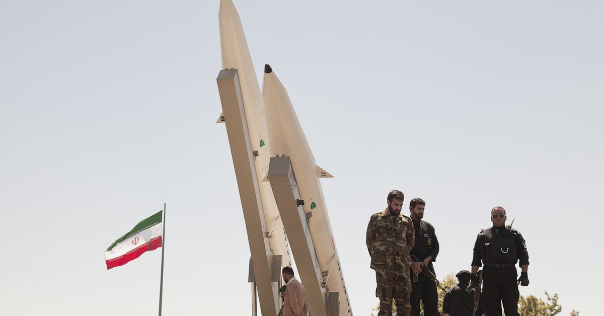 Iran pracuje nad potężną bronią balistyczną. Wsparcia udzielają mu Chiny