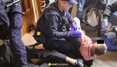 Polacy zaatakowali Ukraińców w sklepie w Warszawie. Grozili im śmiercią