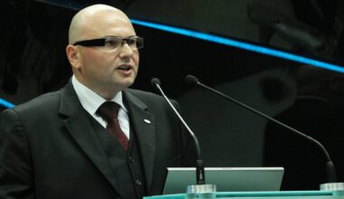 Wrocławski miliarder ścigany listem gończym. Trop prowadzi do krajów Afryki