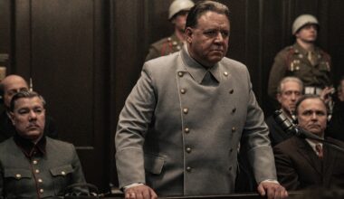 "Norymberga" to triumfalny powrót Russella Crowe'a. "Przyciąga i odpycha" [RECENZJA]