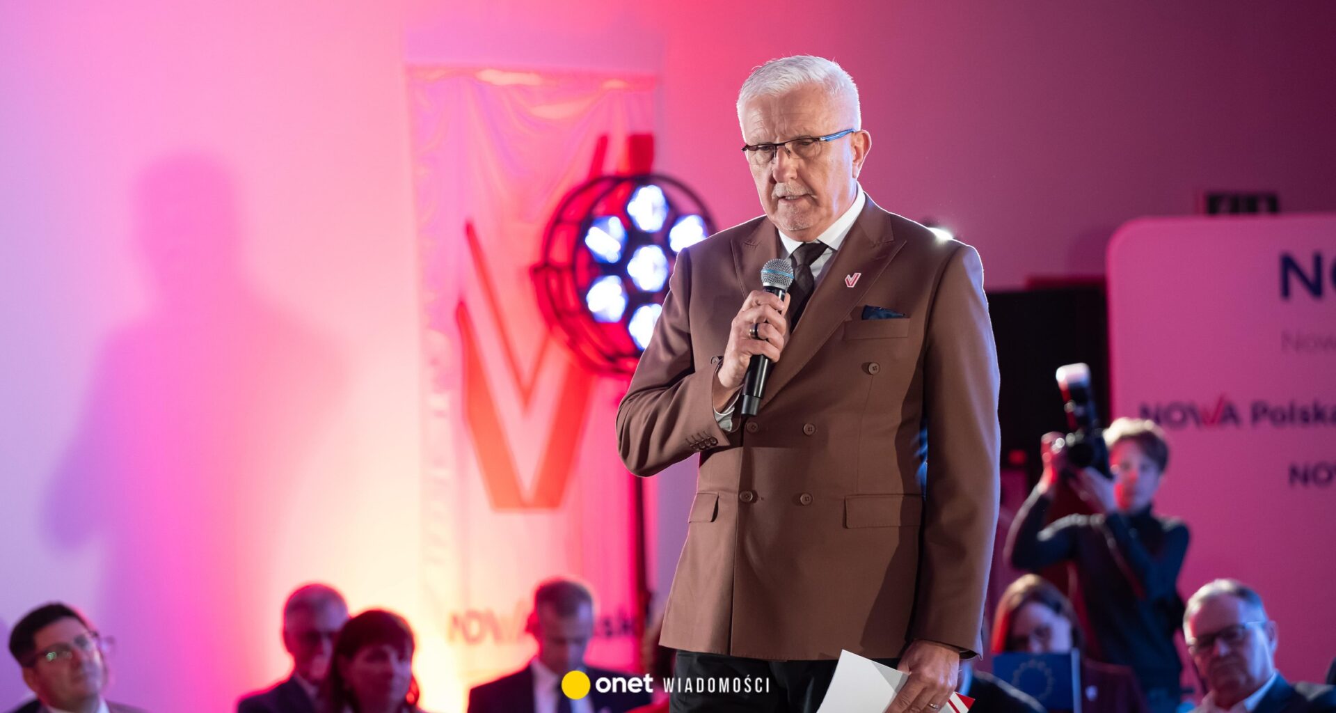 Jest nowa partia. "Żyjemy w złotym wieku"