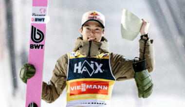 Skoki narciarskie. R. Kobayashi zrównał się z Ahonenem, pierwsze podium Hoffmanna