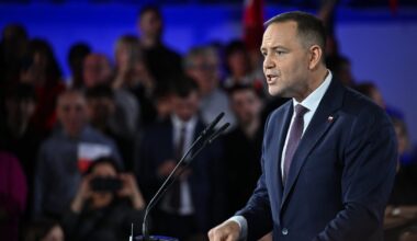 Prezydent Nawrocki reaguje na aukcję z dokumentami z Holokaustu. Jest apel do rządu - Onet