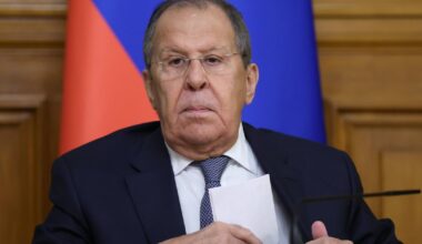 Siergiej Ławrow powrócił. W nowym wywiadzie przypomniał o rzekomych ustaleniach Putina i Trumpa. "Najwyraźniej pojawiły się trudności"