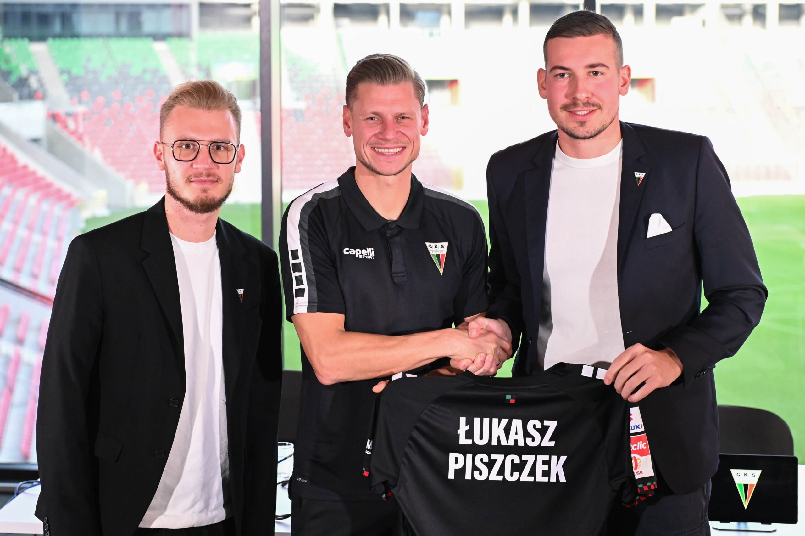 Łukasz Piszczek podczas prezentacji w GKS-ie Tychy