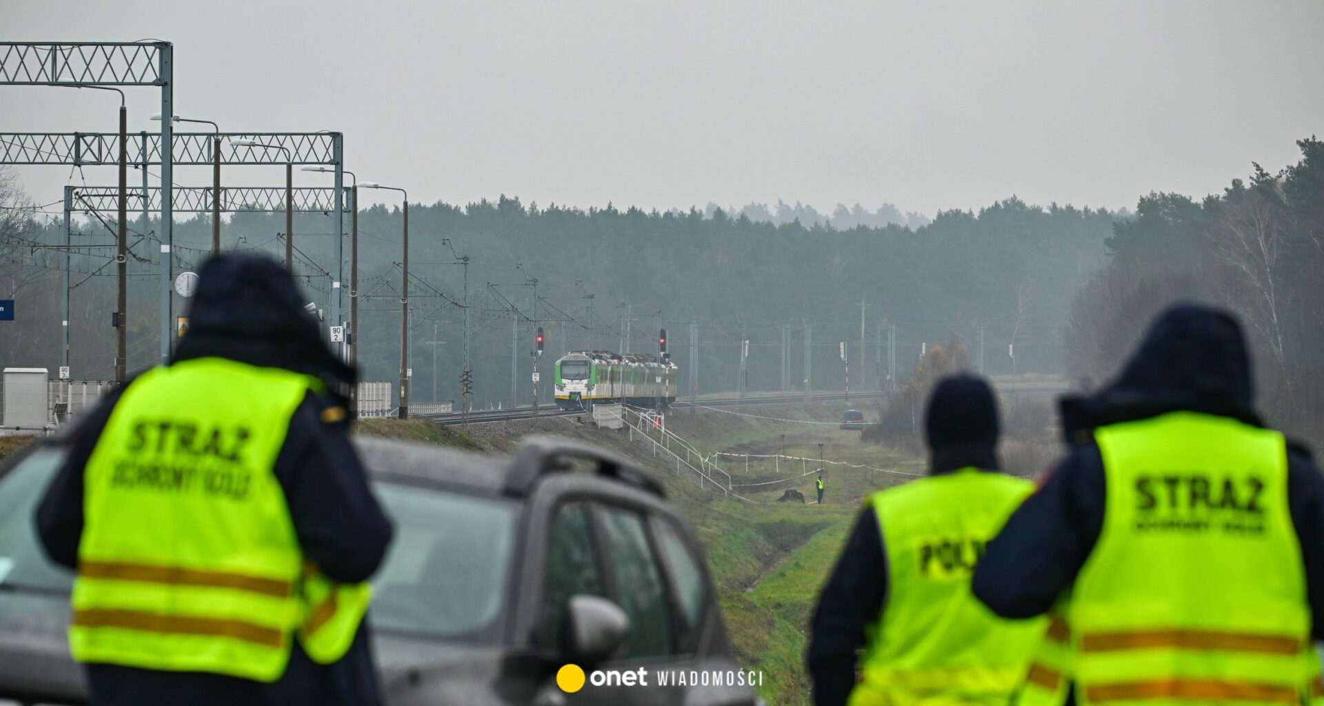 Policja odpiera zarzuty ws. aktów dywersji. Pokazali nowe informacje [RELACJA NA ŻYWO]