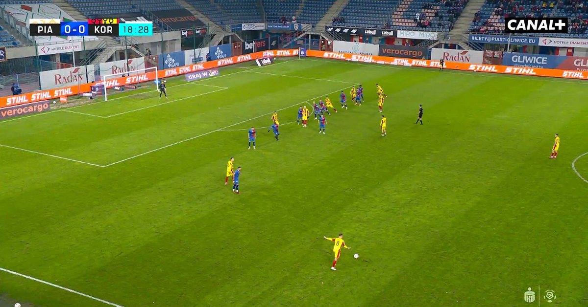 Daszek nie miał litości. „Jak dzieci we mgle”