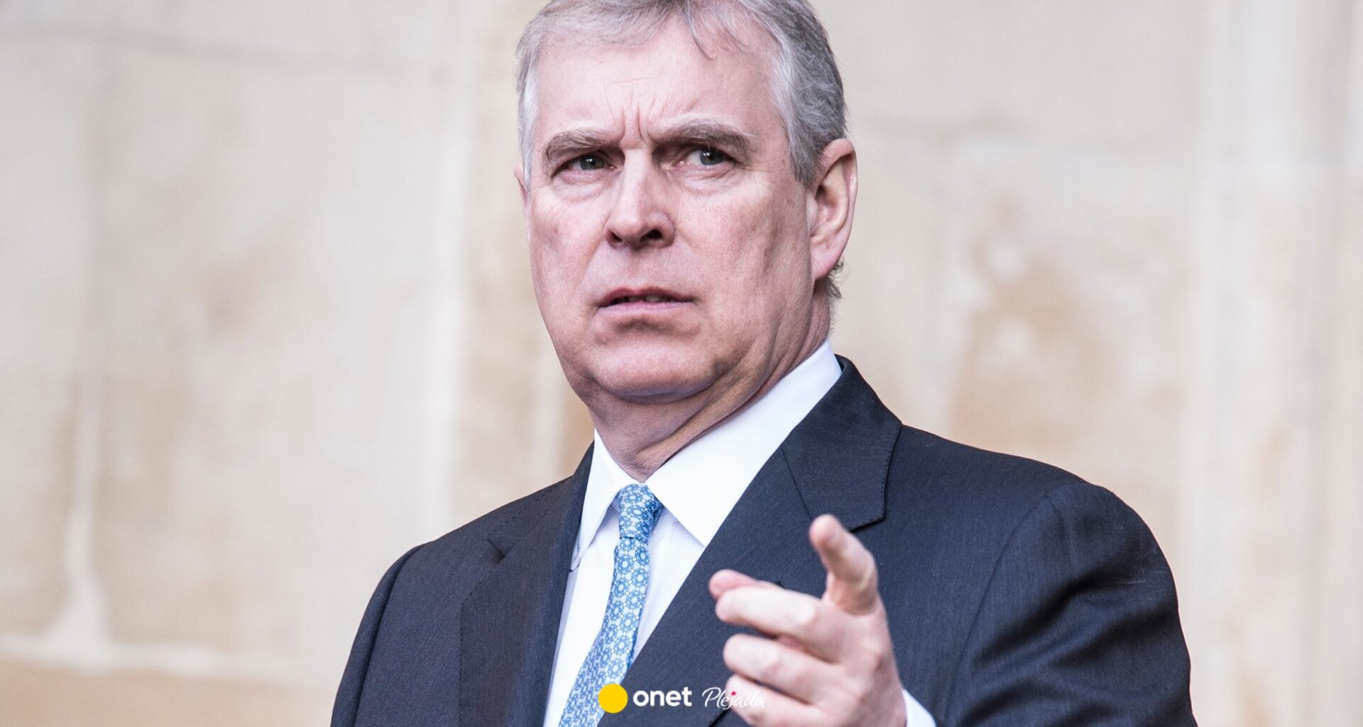 Bez tytułów, ale z emeryturą. Andrzej zgłosi się po 9 tys. funtów z państwowej kasy