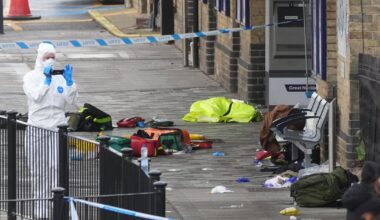 Atak nożowników w brytyjskim pociągu. Nowe informacje o sprawcach