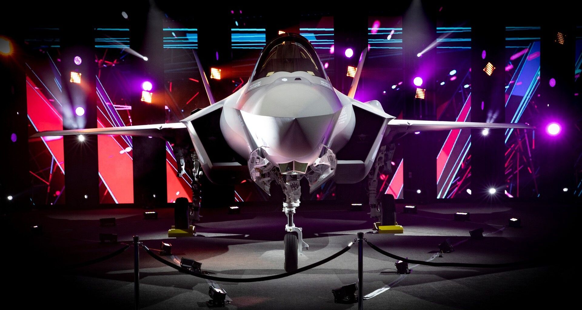 Wtorkowy przegląd mediów; F-35 dla Saudyjczyków; Fabryki broni zamiast kopalń
