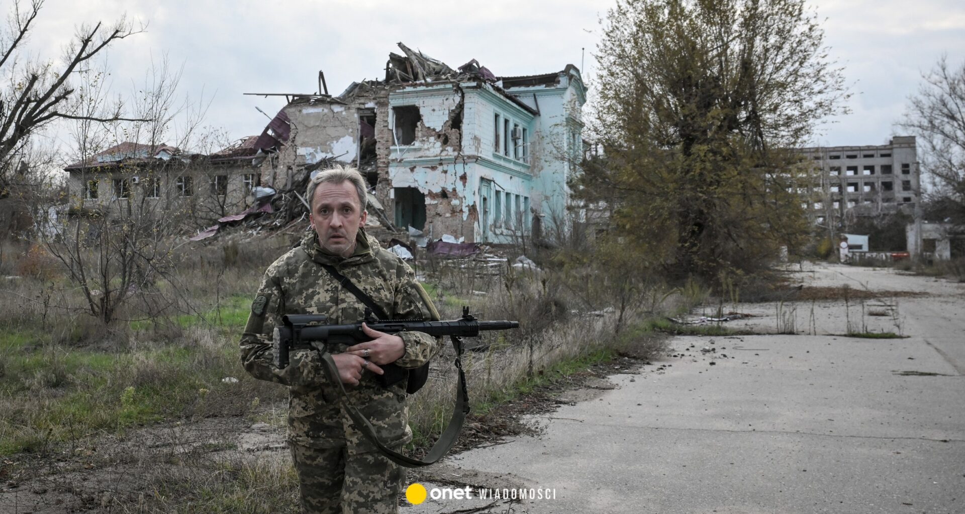 "Idzie dwóch, przeżywa tylko jeden". Rosja powiększa strefę śmierci w Ukrainie