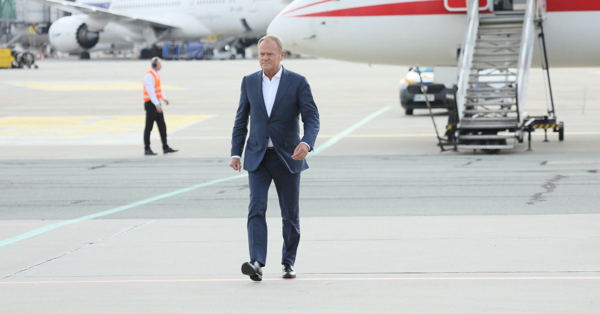 Loty HEAD premiera Tuska. Ujawniono, kogo najczęściej zabiera na pokład