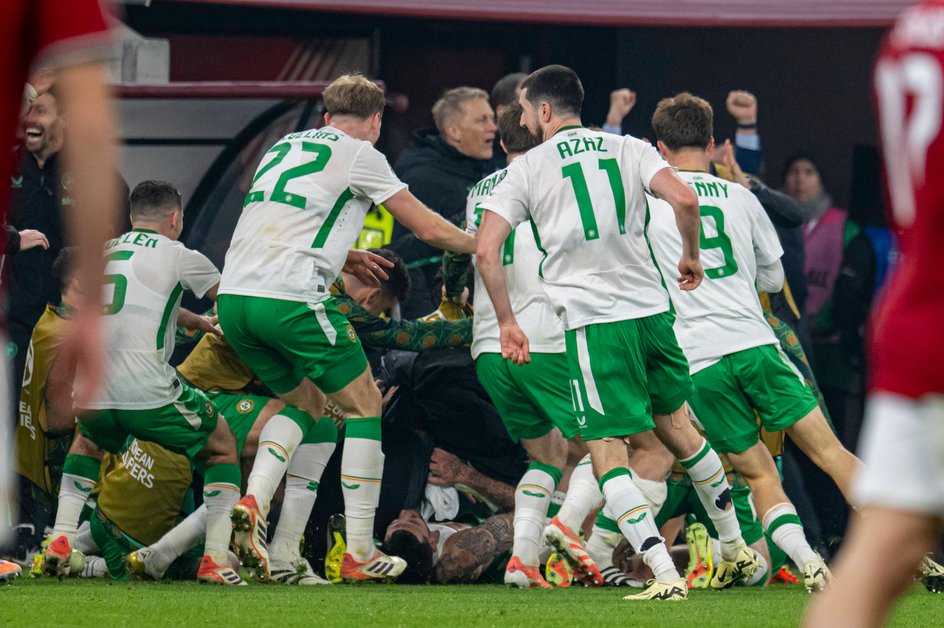 Radość reprezentantów Irlandii po zwycięskiej bramce w meczu z Węgrami