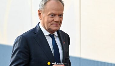 Donald Tusk zwrócił się do gwiazd hitu Netflixa. "Pozwólcie, że Was zaproszę"