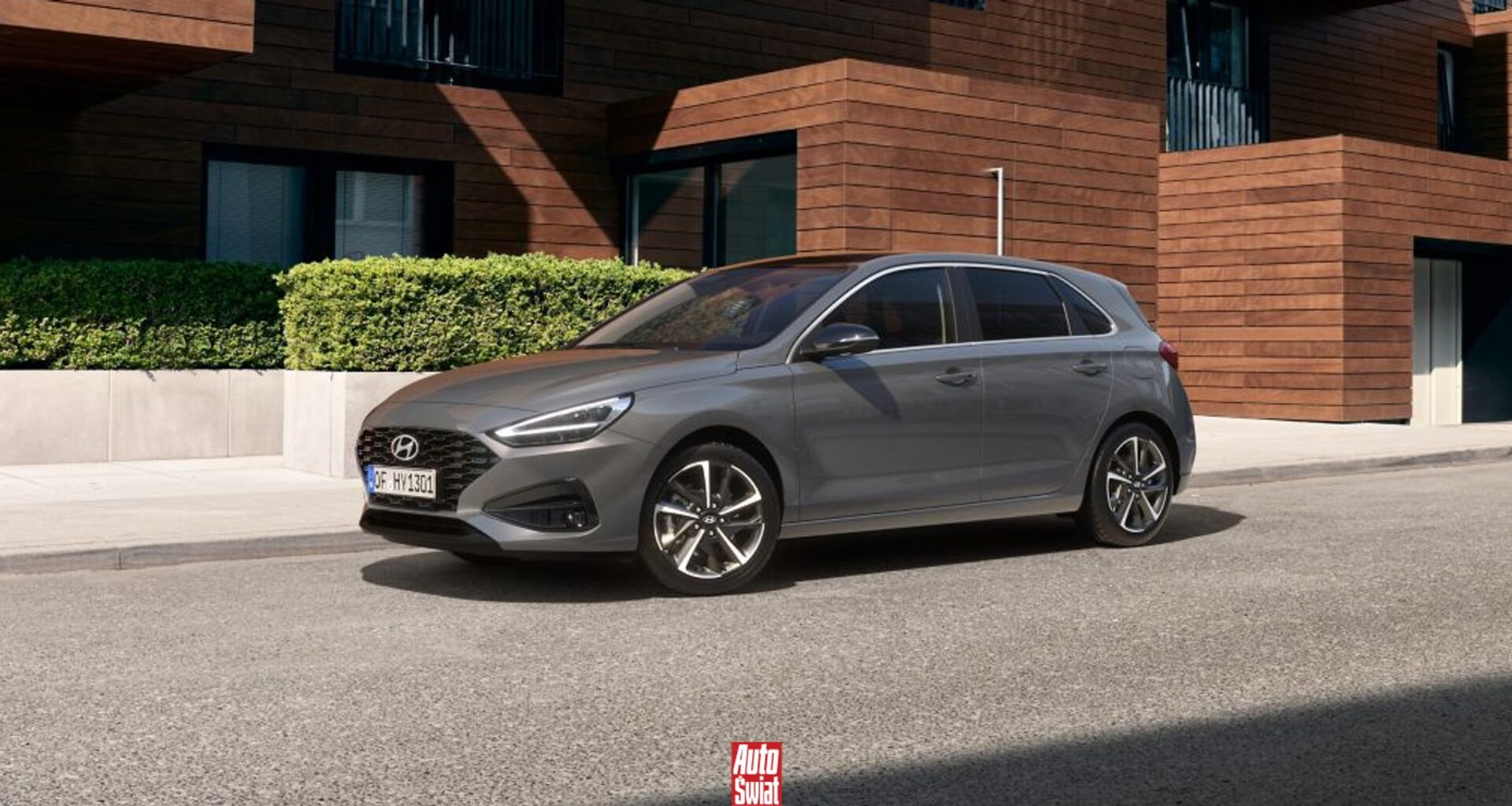 Nowe auto kompaktowe za niecałe 80 tys. zł. To nie jest samochód z Chin