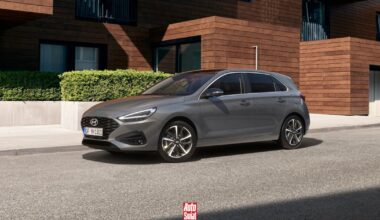 Nowe auto kompaktowe za niecałe 80 tys. zł. To nie jest samochód z Chin