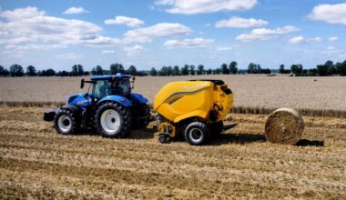 Dofinansowanie inwestycji w gospodarstwach: Lista maszyn rolniczych, które można kupić