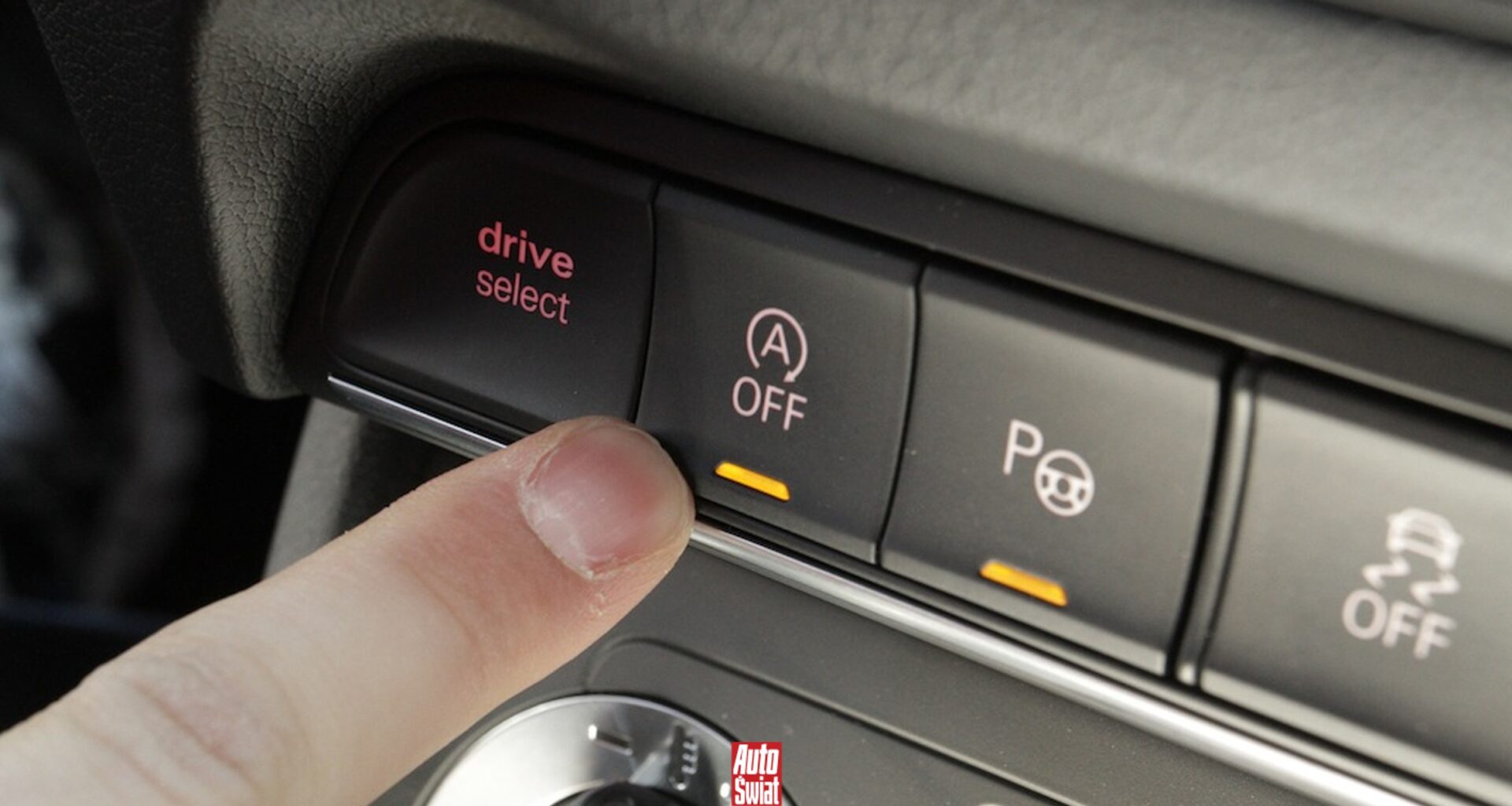 System start-stop to chyba jedna z najbardziej nielubianych funkcji w samochodach. Oszczędza paliwo, ale czy szkodzi silnikowi