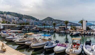 Port w Sarande, w Albanii