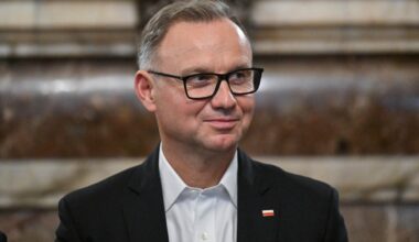 Andrzej Duda pochwalił się przelewem. Tyle wynosi jego emerytura