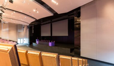 Zaskakujące dane z uczelni. Rezygnacja ze studiów to masowy trend