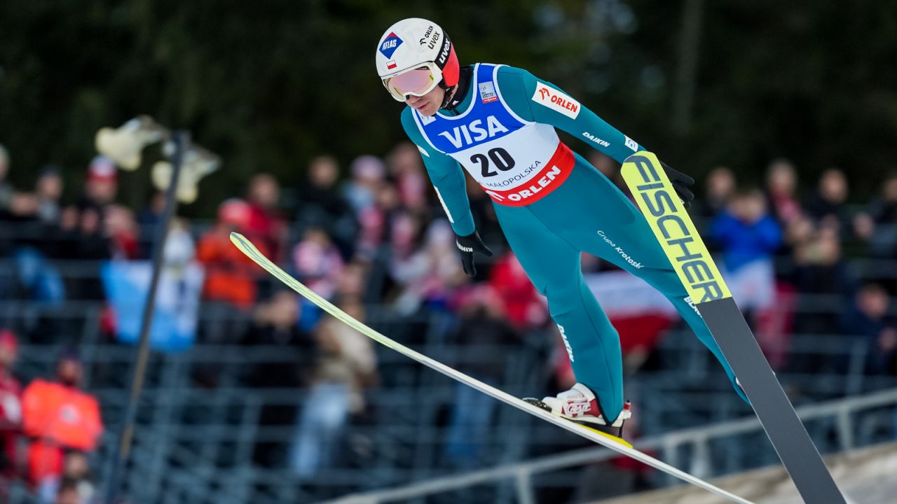 Kamil Stoch najlepszym Polakiem na treningach przed konkursami w Lillehammer. Wygrali Sundal i Prevc - sport.tvp.pl