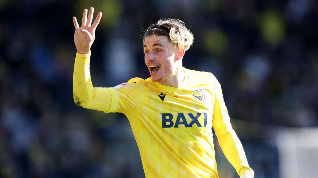 Championship. Trzeci gol Przemysława Płachety w obecnym sezonie - sport.tvp.pl