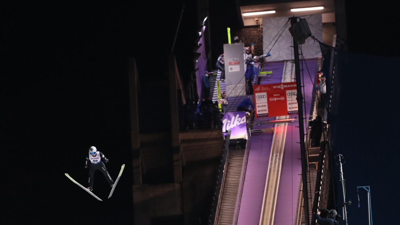 PŚ w skokach. FIS nie chce zawodów w Wiśle w warunkach hybrydowych - sport.tvp.pl