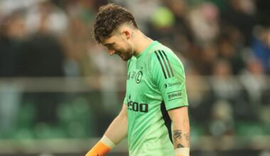 Legia Warszawa wciąż rozczarowuje. Porażka z Bruk-Bet Termalicą Nieciecza po golu w doliczonym czasie gry [WIDEO] - sport.tvp.pl