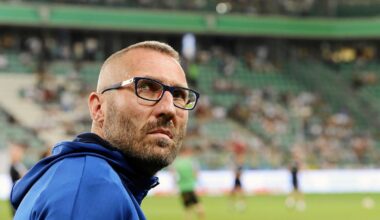 Legia nad przepaścią! Mioduski sięga po ostatnią deskę ratunku Piłka nożna