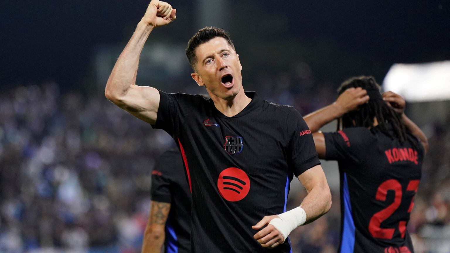 Ależ popis Lewandowskiego z Chelsea. Nie miał litości Piłka nożna
