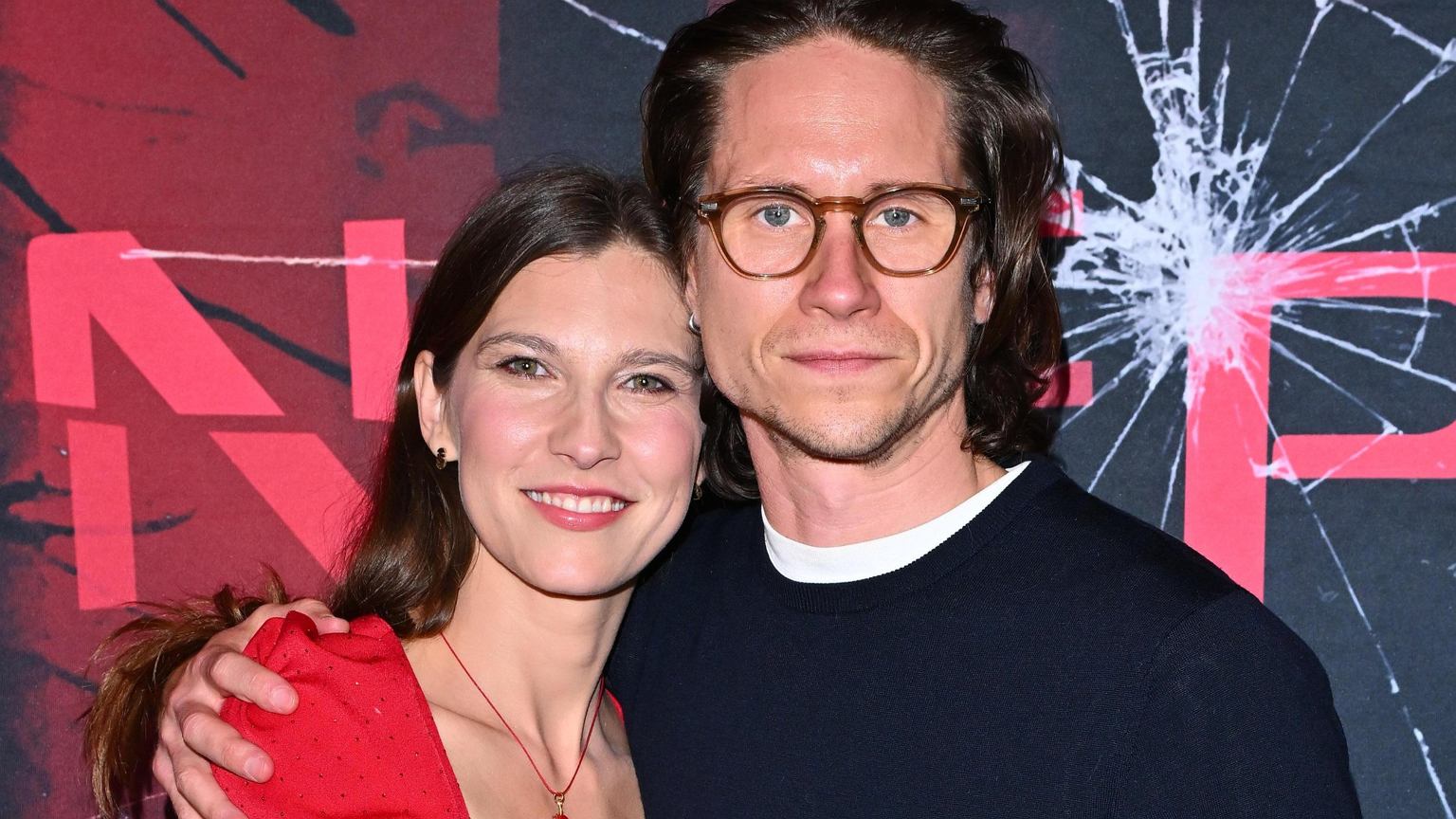 Kamińska i Meyer mają drugie dziecko. Pokazali intymne zdjęcia z nietypowego porodu! - Plotek.pl