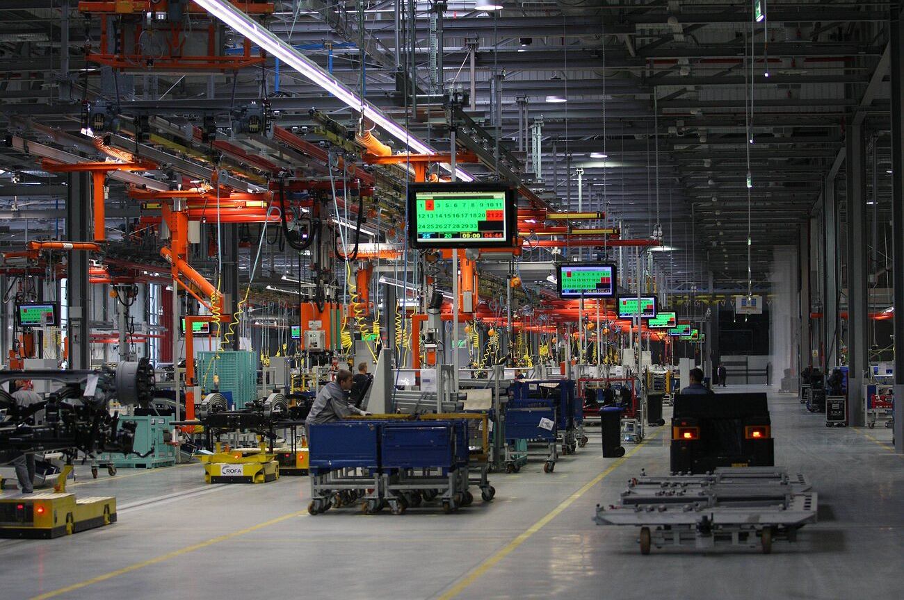 Niemcy wściekli, Polska świętuje. Niemiecka prasa o decyzji przeniesienia fabryki do Polski